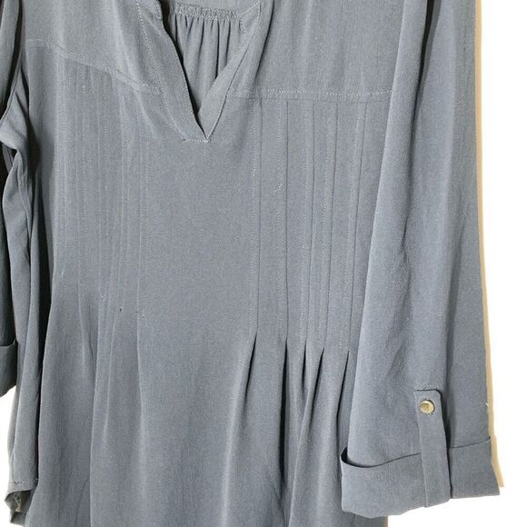 New Directions Women's Rolled Up Sleeve Split Neck Blouse Navy Blue Size Medium - Picture 6 of 6